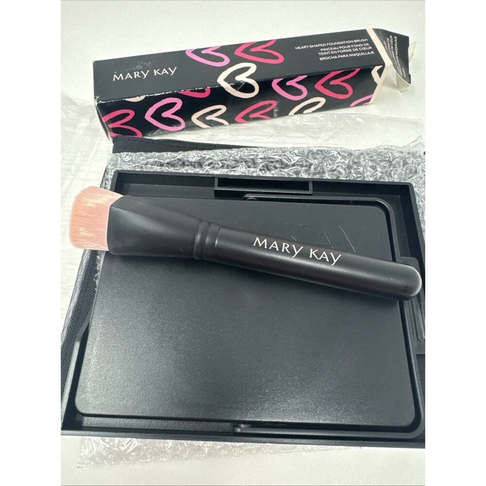 MARY KAY HEART-SHAPED FOUNDATION BRUSH 203687 + Mirror Case with Bag NEW